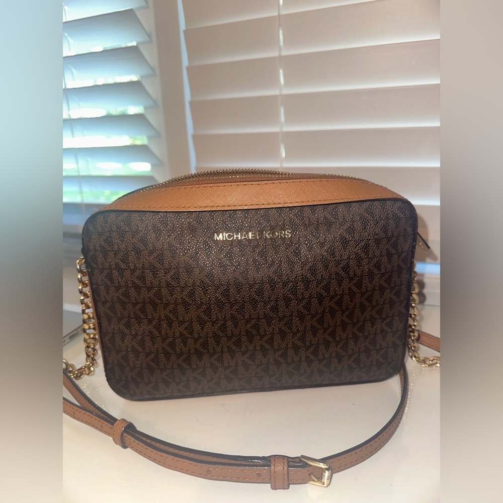 Michael Kors Crossbody bag